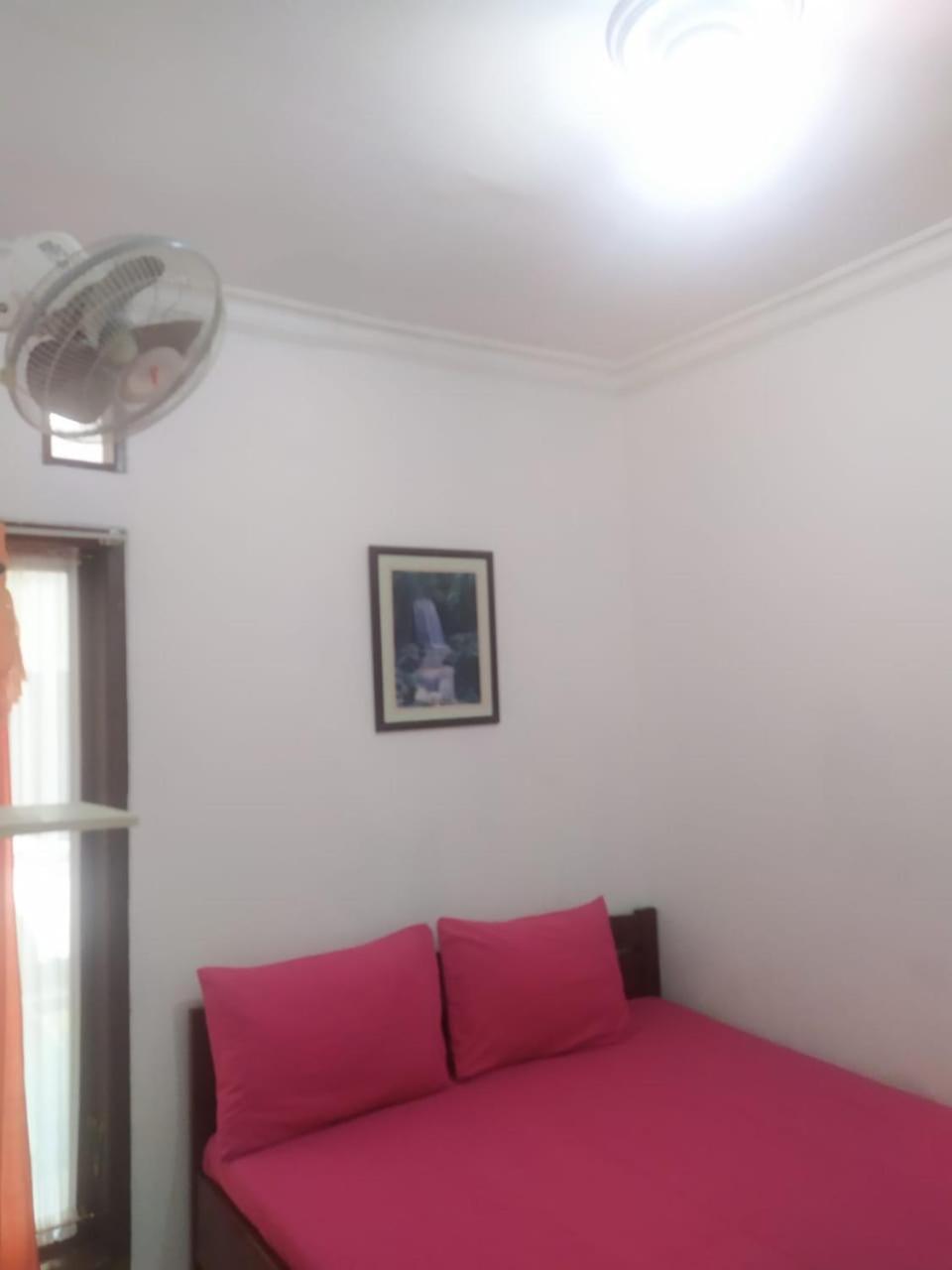 Endah Homestay Syariah ปูร์โวเคอร์โต ภายนอก รูปภาพ